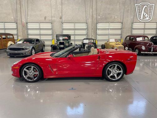 2005 Chevrolet Corvette Base