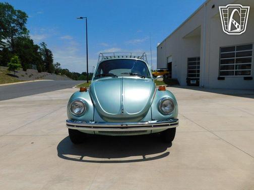 1973 Volkswagen Super Beetle Base