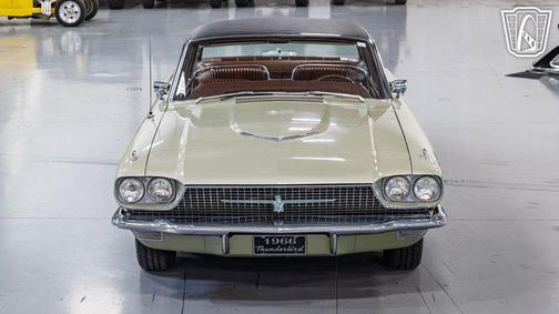 Sauterne Gold 1966 Ford Thunderbird Base