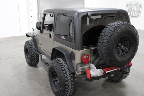 Gray 2006 Jeep Wrangler Rubicon