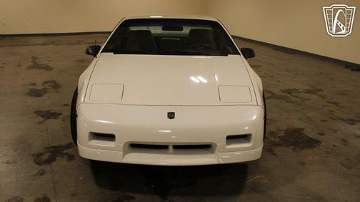 1988 Pontiac Fiero 
