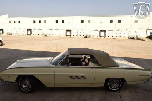 1963 Ford Thunderbird Base