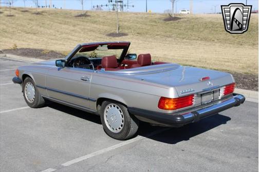 1989 Mercedes-Benz 560SL