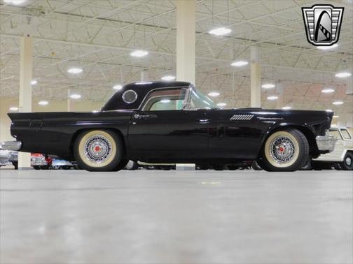 1957 Ford Thunderbird Base