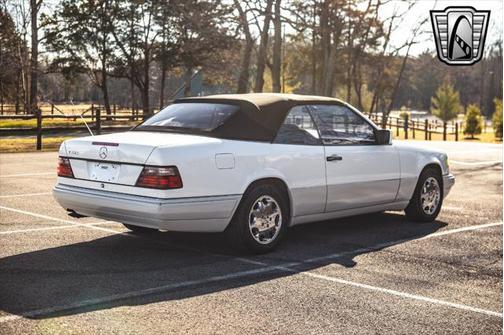 1995 Mercedes-Benz E-Class