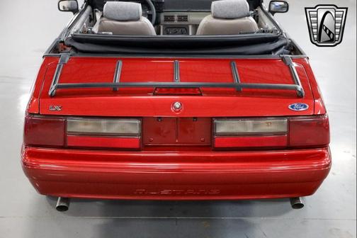 1992 Ford Mustang LX 5.0L Sport