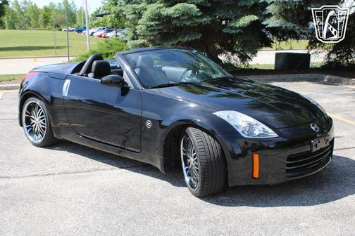 Magnetic Black Pearl 2006 Nissan 350Z Touring
