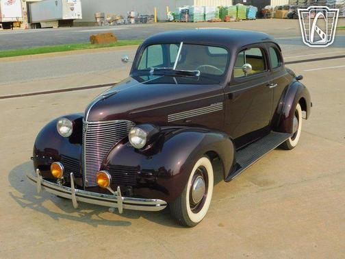 1939 Chevrolet Master Deluxe Base