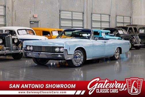 1966 Lincoln Continental 