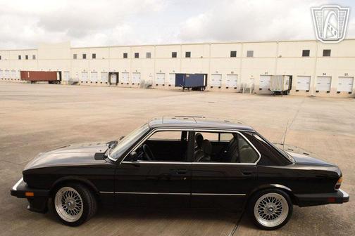 1985 BMW 528 