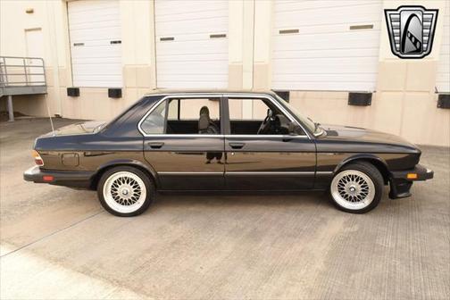 1985 BMW 528