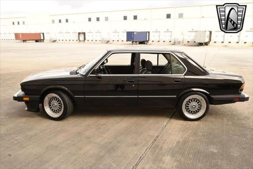 1985 BMW 528