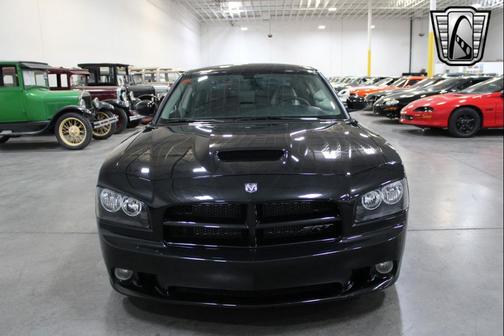 2006 Dodge Charger SRT8
