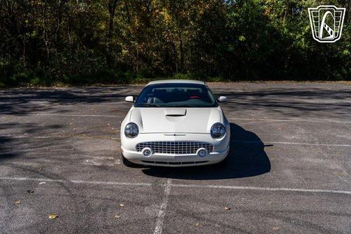 2002 Ford Thunderbird Base
