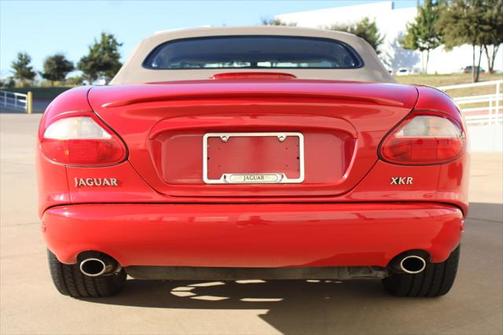 2000 Jaguar XKR Base