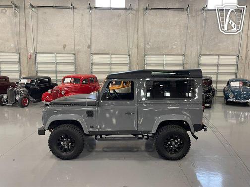 1991 Land Rover Defender 90