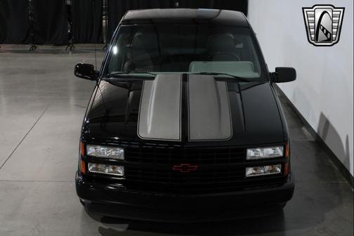 1990 Chevrolet Pickup Truck Base