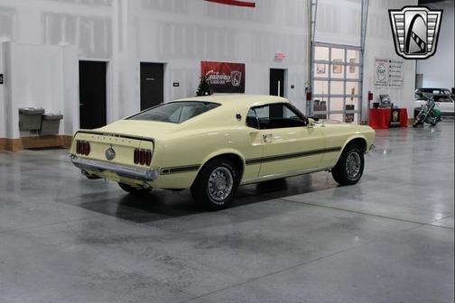 1969 Ford Mustang Base