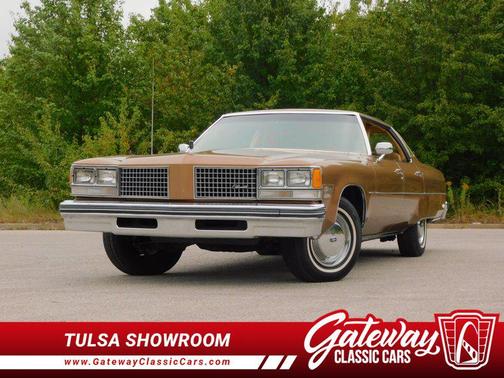 1976 Oldsmobile 98 Base
