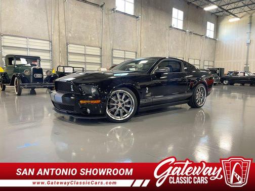 2007 Ford Shelby GT500 Base