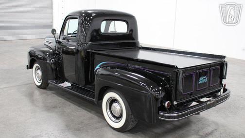 BLACK 1950 Ford F1