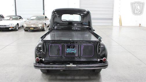 BLACK 1950 Ford F1