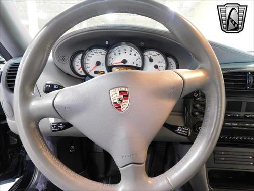2003 Porsche 911 Carrera 4S
