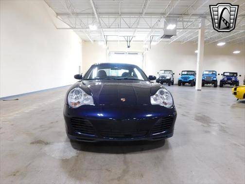 2003 Porsche 911 Carrera 4S
