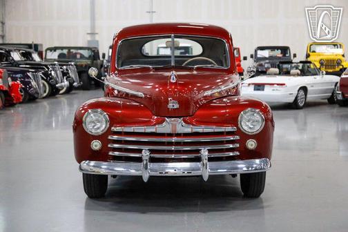 1947 Ford Deluxe Base