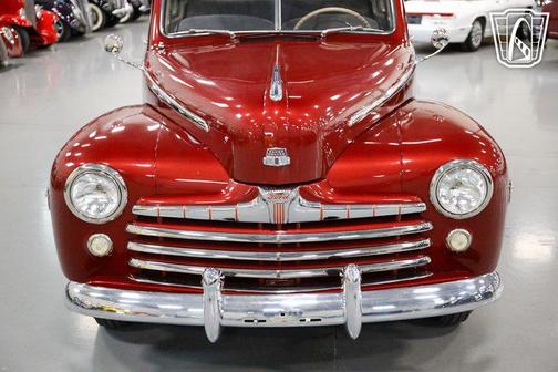 1947 Ford Deluxe Base