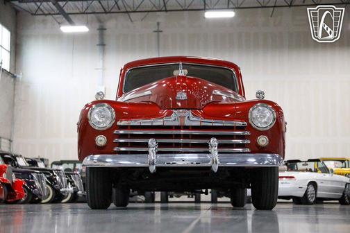 1947 Ford Deluxe Base