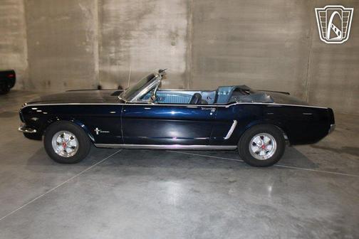 1965 Ford Mustang Base