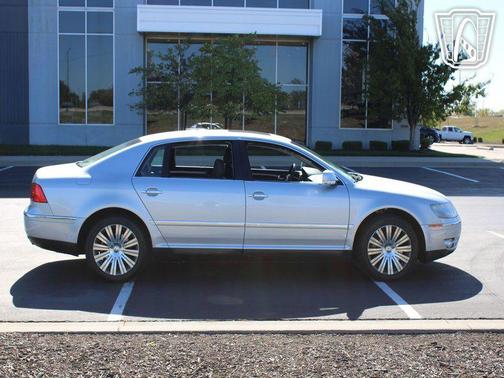 2006 Volkswagen Phaeton V8