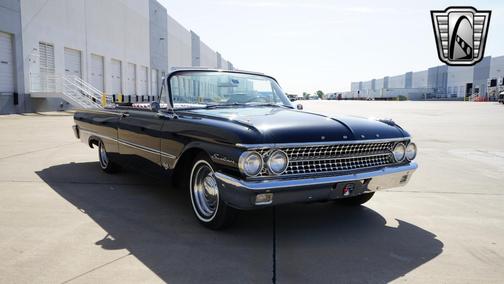 1961 Ford Galaxie Base