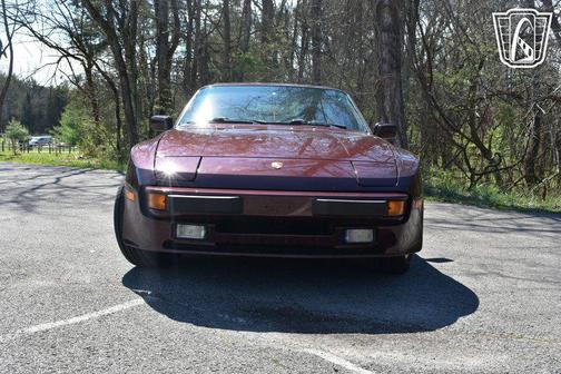 1987 Porsche 944 