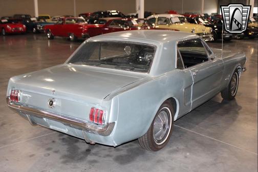 1965 Ford Mustang Base
