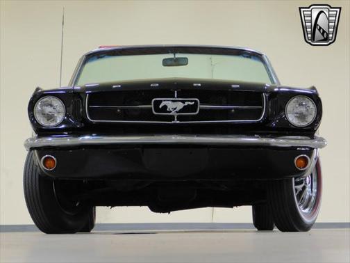 1965 Ford Mustang Base