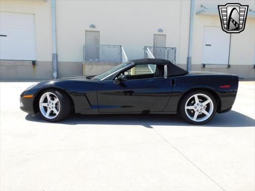 2005 Chevrolet Corvette Base