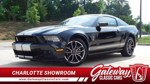 Black 2014 Ford Mustang