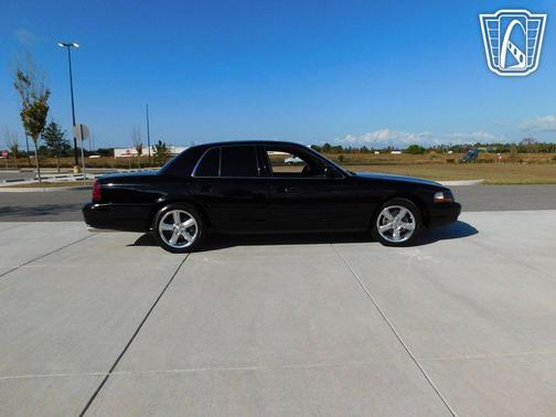 2003 Mercury Marauder 