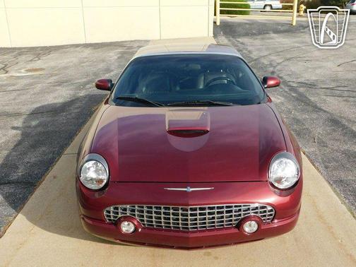 2004 Ford Thunderbird Base