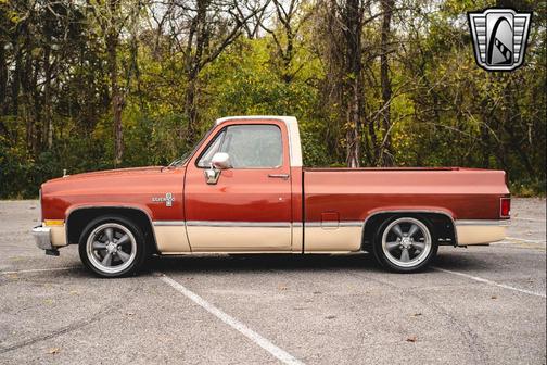 1987 Chevrolet C10/K10 Base