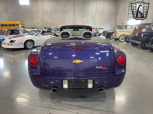 2004 Chevrolet SSR LS