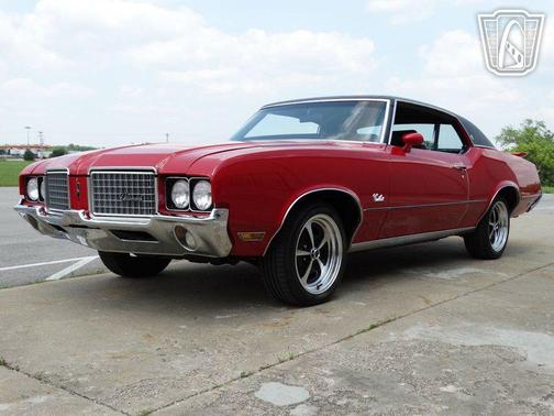 Red 1972 Oldsmobile Cutlass Supreme Base