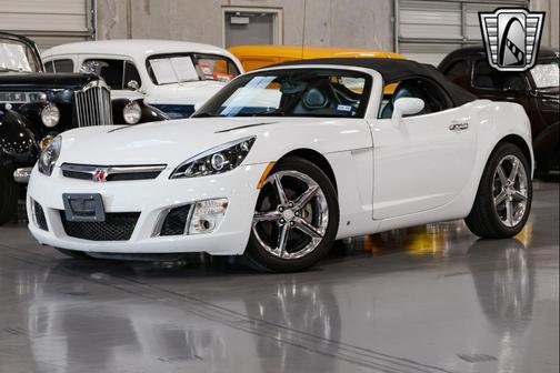 2008 Saturn Sky Red Line