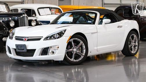 2008 Saturn Sky Red Line