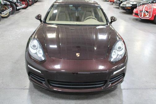 2014 Porsche Panamera 4