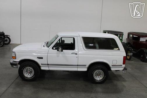 1992 Ford Bronco XLT