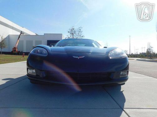 2005 Chevrolet Corvette Base