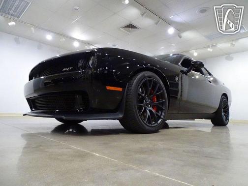 2015 Dodge Challenger SRT Hellcat